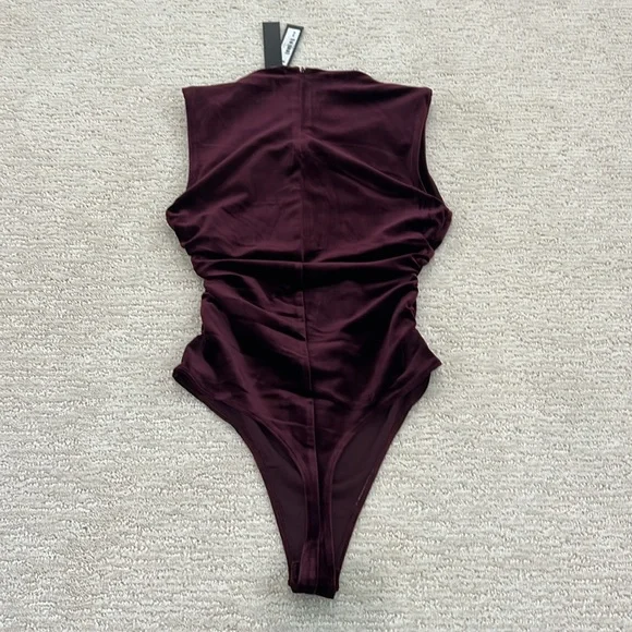 Steve Madden Esen Burgundy Wine Stretch Velvet Mock Neck Tank Bodysuit NWT - Picture 7 of 9